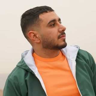 سینا پرهیز یه چاویل کیه یه دارو درمانگمه